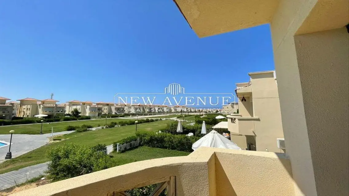 Luxurious Villa with Private Garden