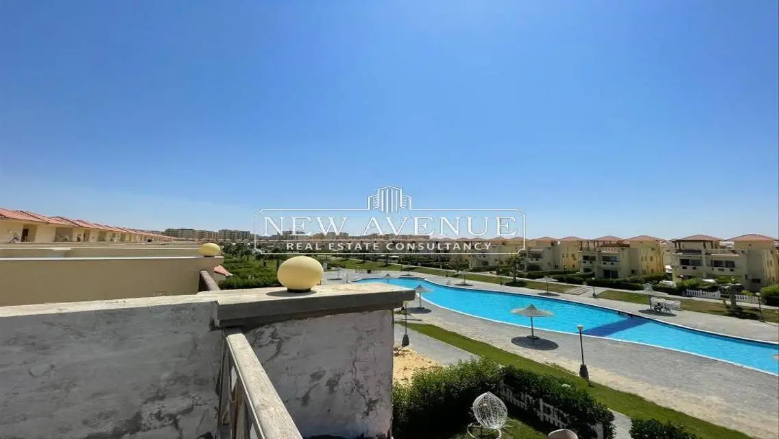 Luxurious Villa with Private Garden