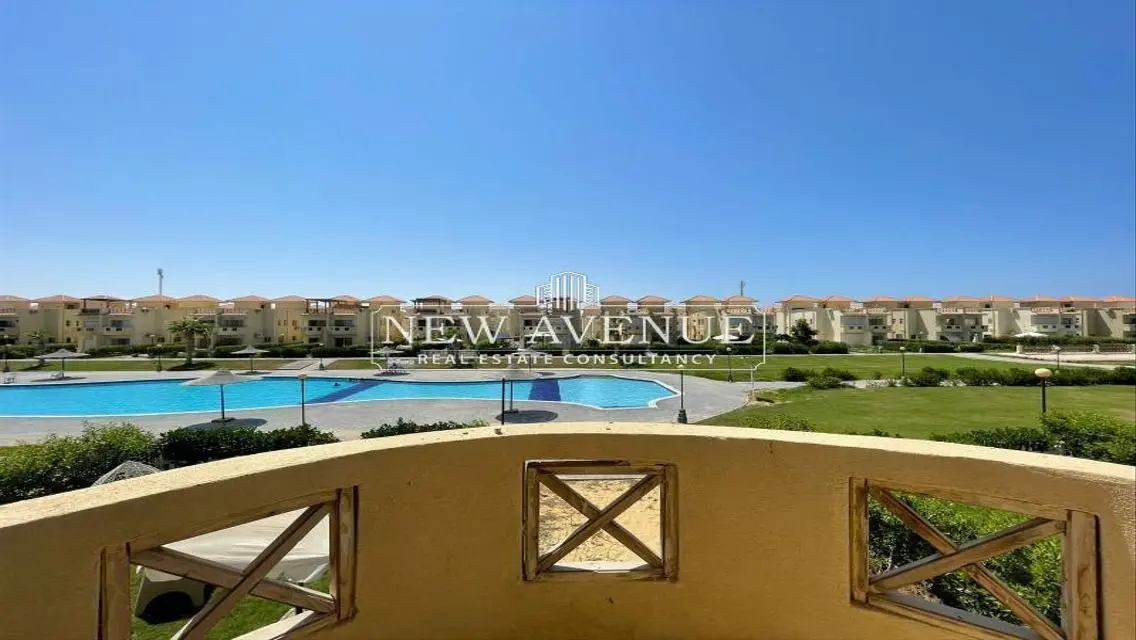 Luxurious Villa with Private Garden