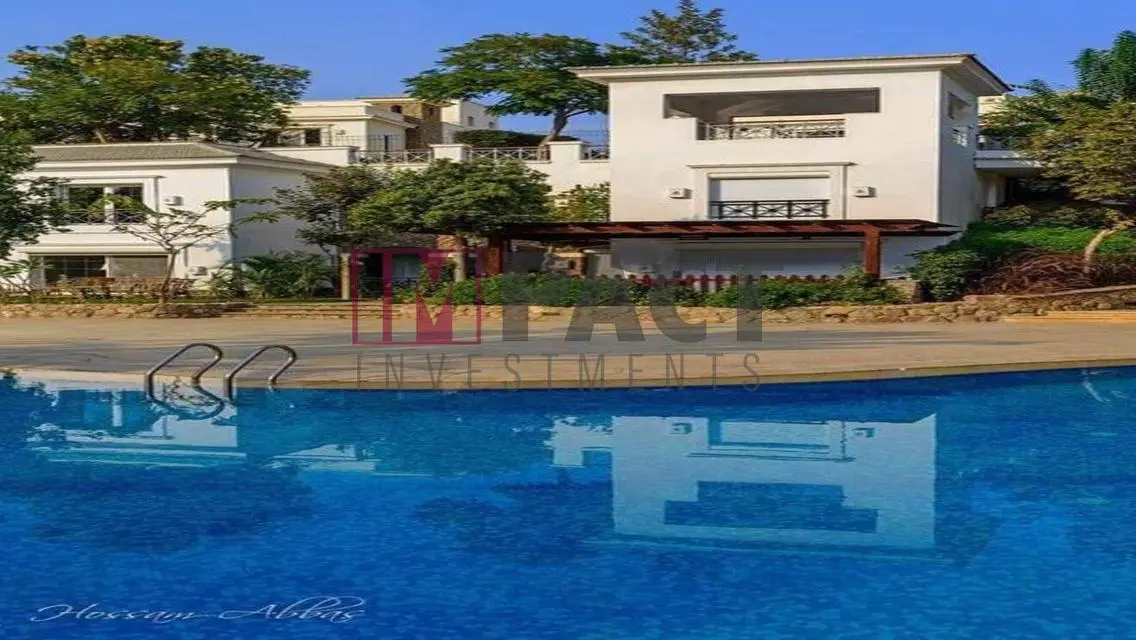 Luxurious Villa for Sale with Expansive Space