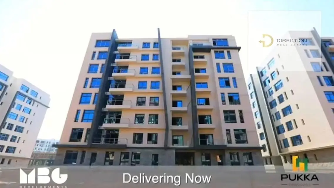 Stylish 30 Square Meter Apartment with Double Height Windows