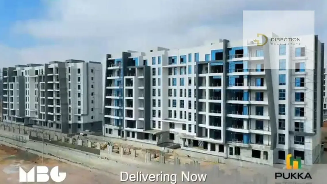Stylish 30 Square Meter Apartment with Double Height Windows