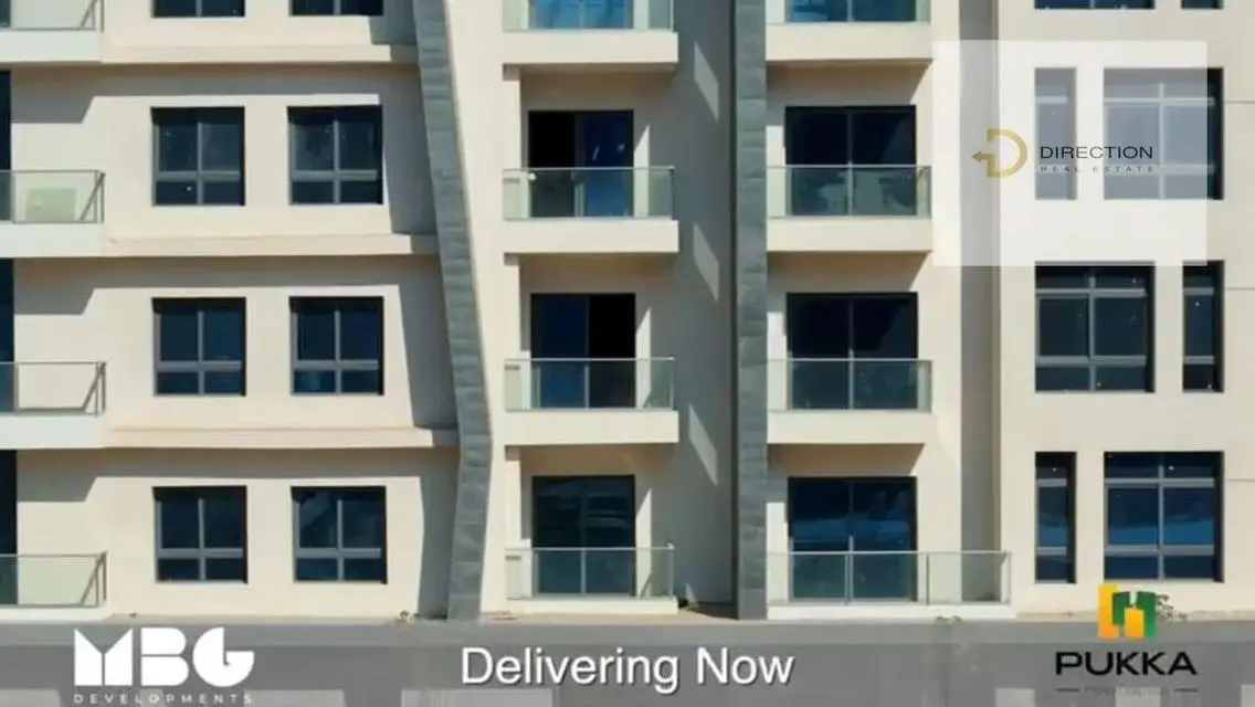 Stylish 30 Square Meter Apartment with Double Height Windows