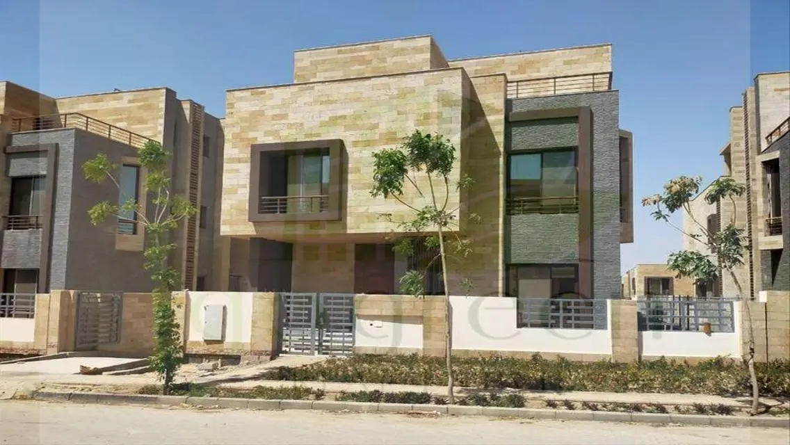 Luxury Villa with Private Pool and Garden in Prime Location