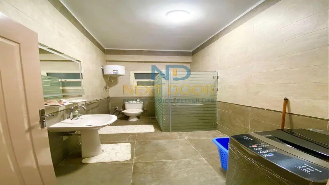 Luxurious 220 sqm Apartment for Rent with Full Amenities