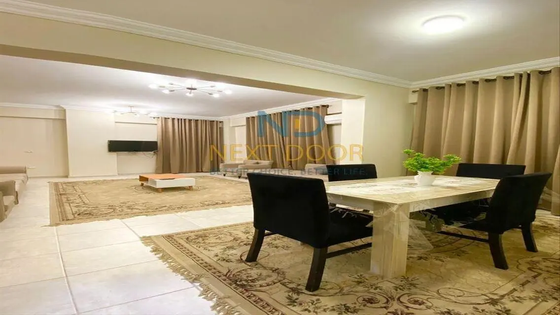 Luxurious 220 sqm Apartment for Rent with Full Amenities