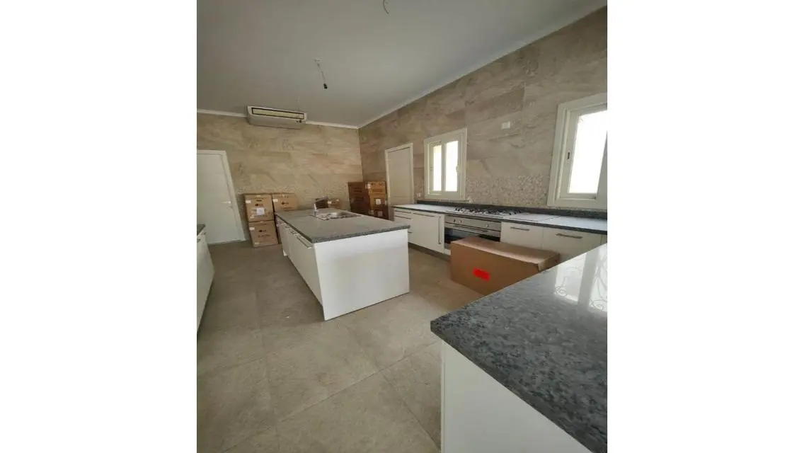 Luxury Apartment in PK1 with Private Pool