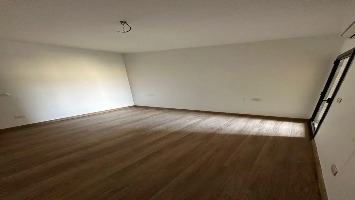 Luxurious Apartment - 3 Bedrooms at an Attractive Price
