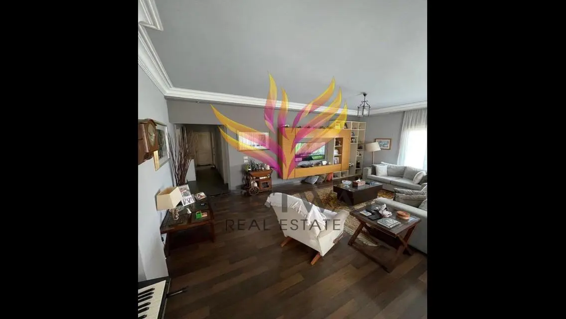 Luxury Apartment for Sale with Landmark View