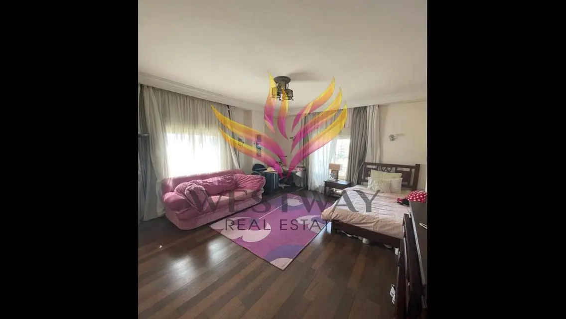 Luxury Apartment for Sale with Landmark View