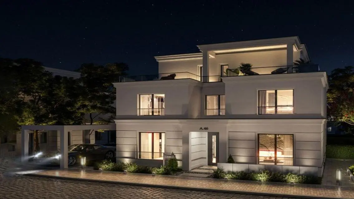 Luxury Apartment for Sale Overlooking Lakes