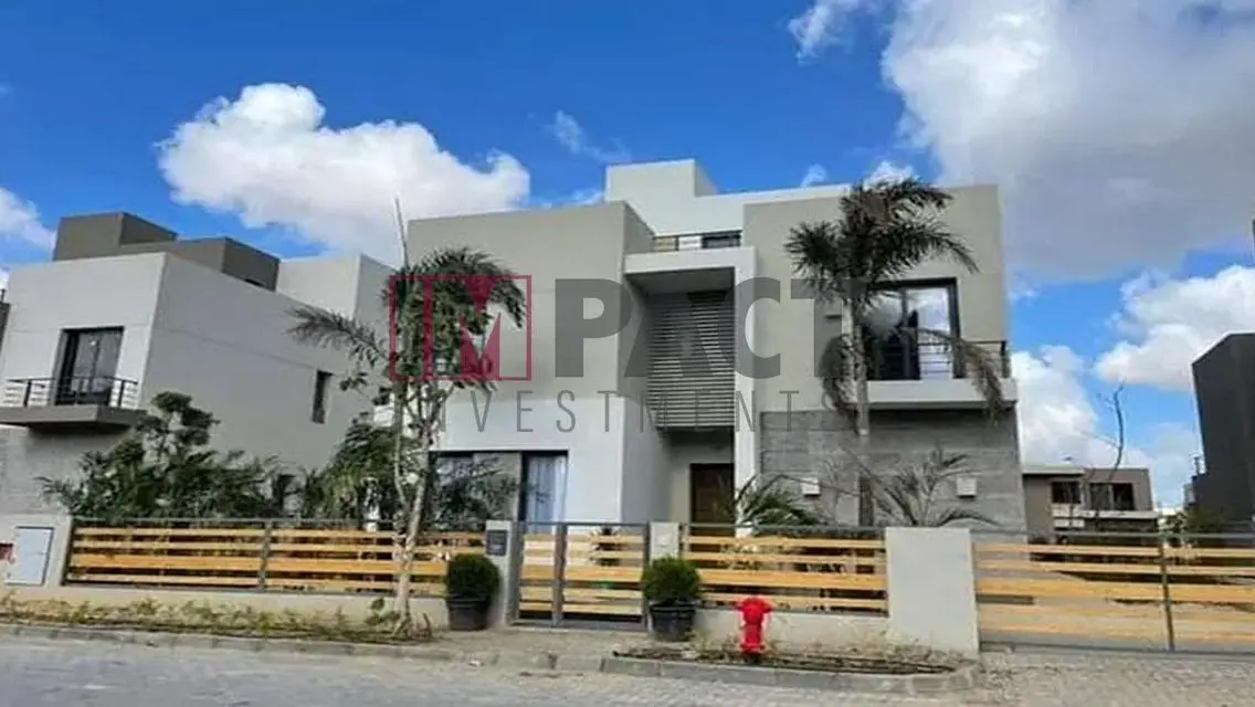 Luxurious Villa for Sale with Private Pool and Garden