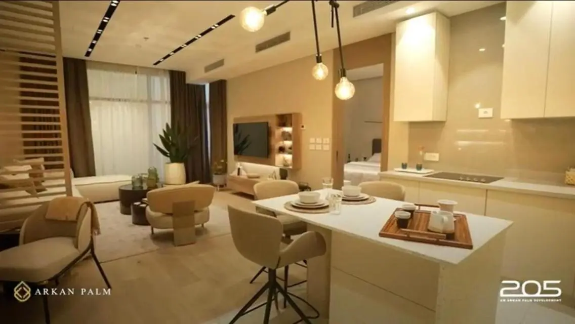 Luxurious Apartment with Shared Pool in the Heart of the City