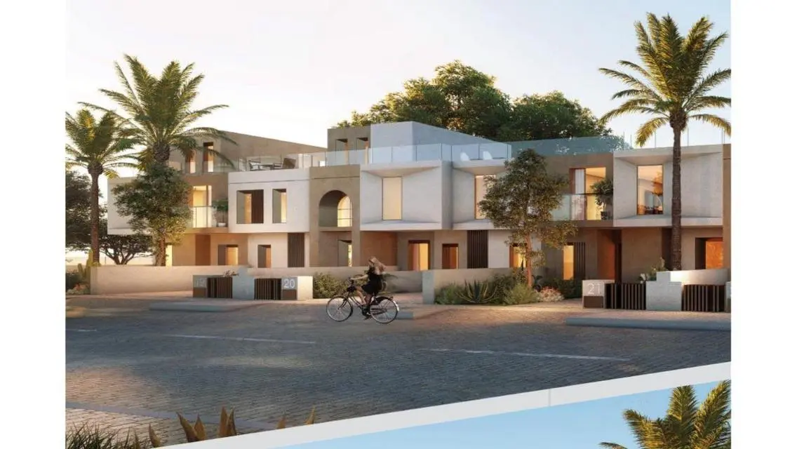 Luxury Home in Sheikh Zayed with Exceptional Amenities