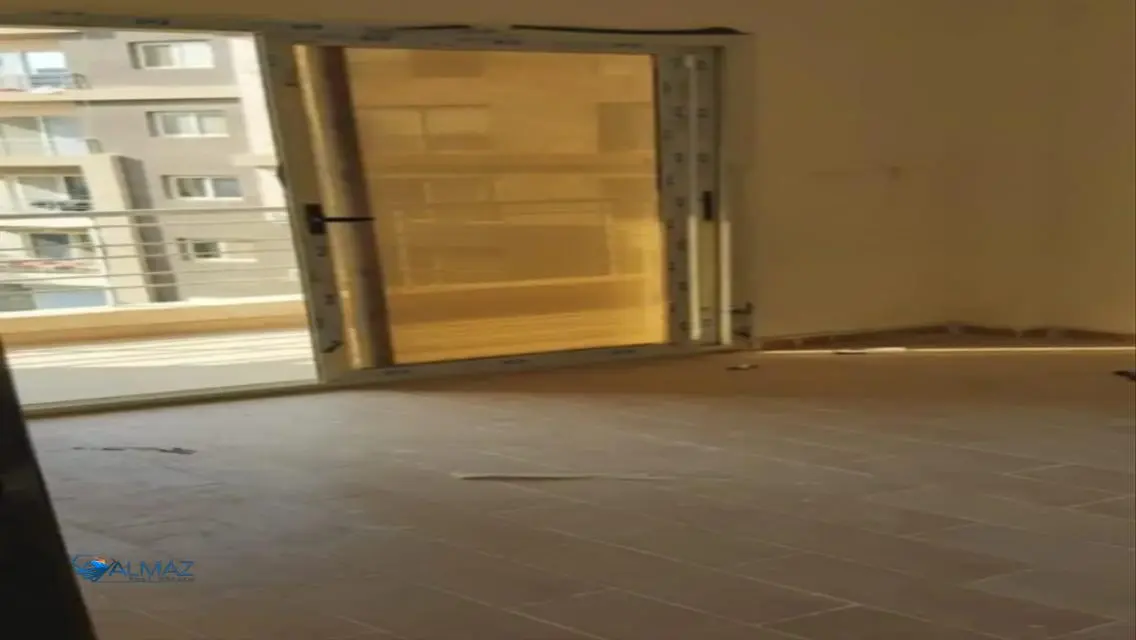 Beautiful Apartment with Security Guard in a Prime Location