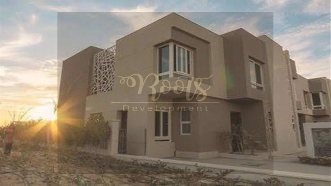 Luxury Apartment with Spacious Balcony