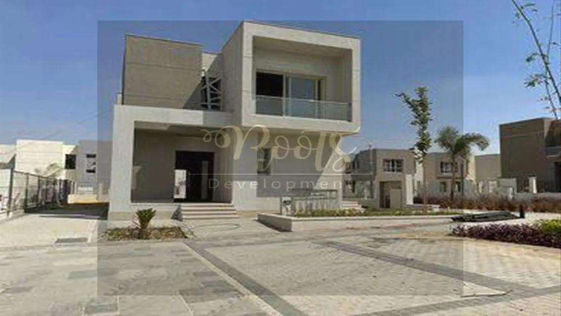 Luxury Apartment with Spacious Balcony