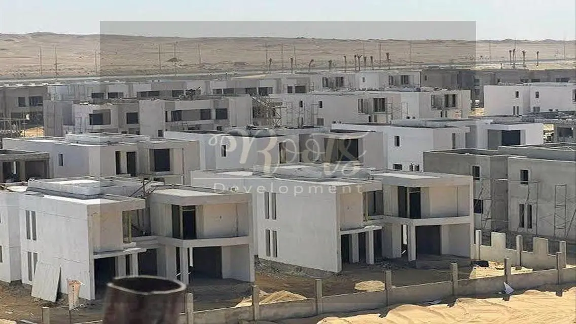 Luxury Apartment with Spacious Balcony