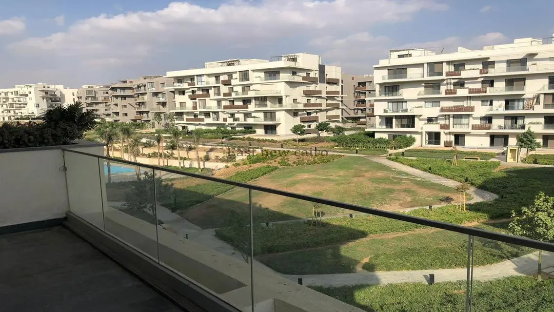 Luxurious Villa for Rent in V-Residence