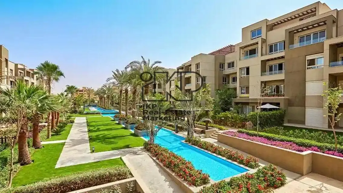 شقة فاخرة بمساحة كبيرة