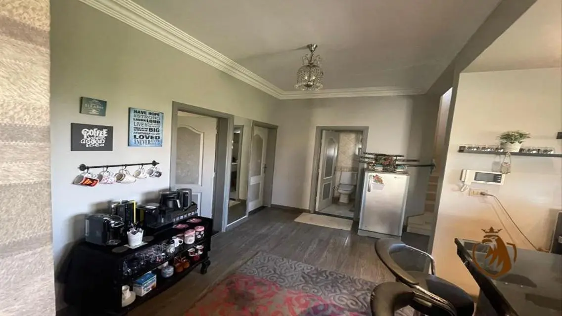 Luxury Apartment in Rehab City