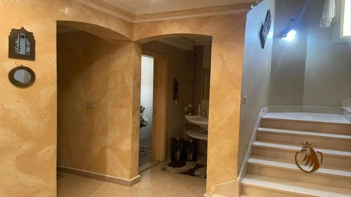 Luxury Apartment in Rehab City