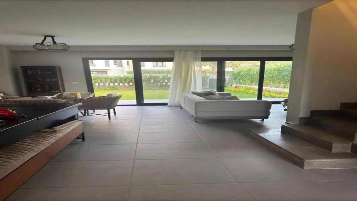 Stylish 176 sqm Apartment for Sale