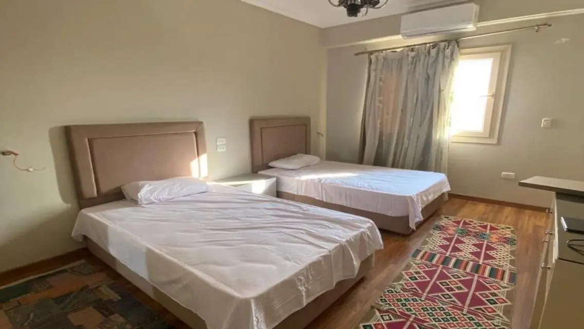 شقة مميزة للإيجار بمساحة 200 متر