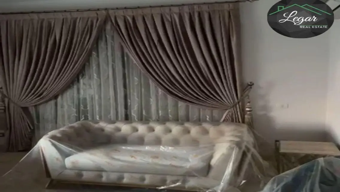 فيلا فاخرة في بالم باركس بسعر مغري