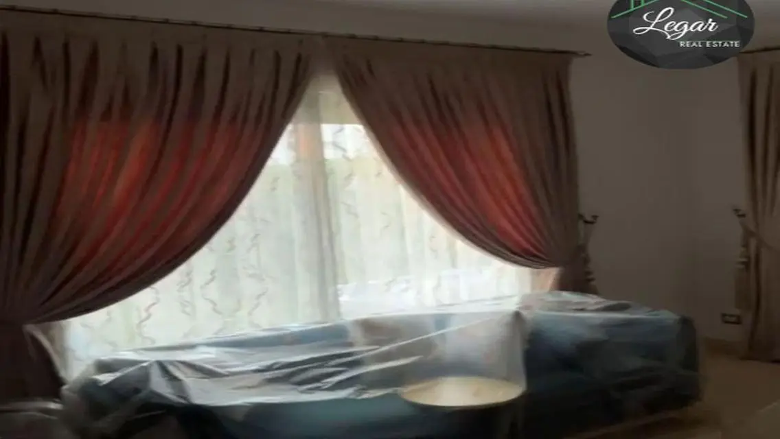 فيلا فاخرة في بالم باركس بسعر مغري