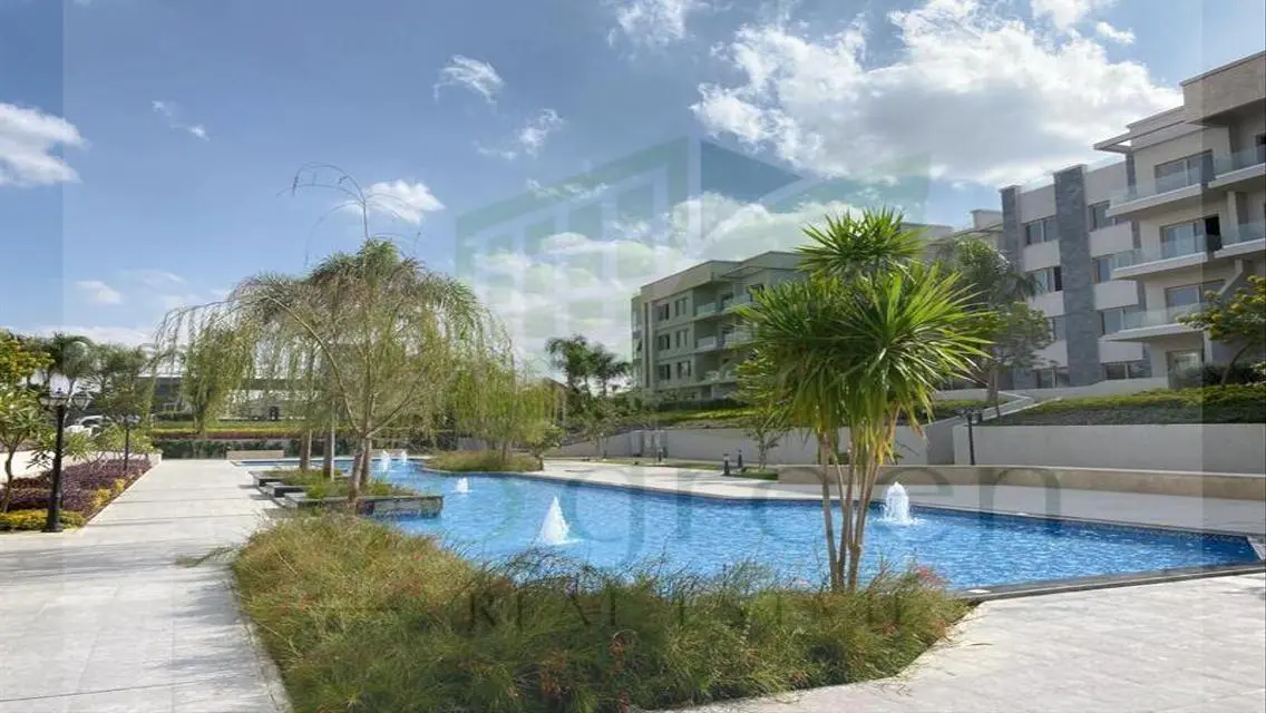 Luxury 4 Bedroom Apartment in Prime Location