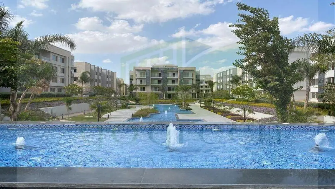 Luxury 4 Bedroom Apartment in Prime Location
