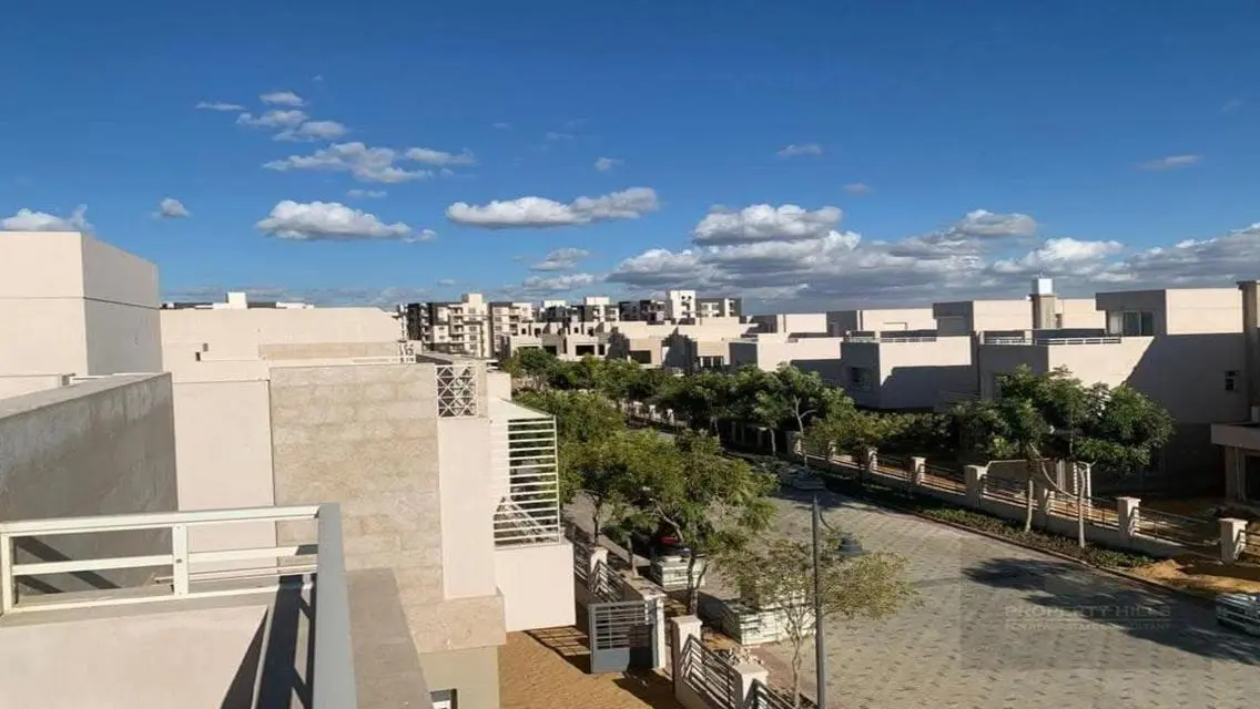 شقة فاخرة بمرافق استثنائية للبيع