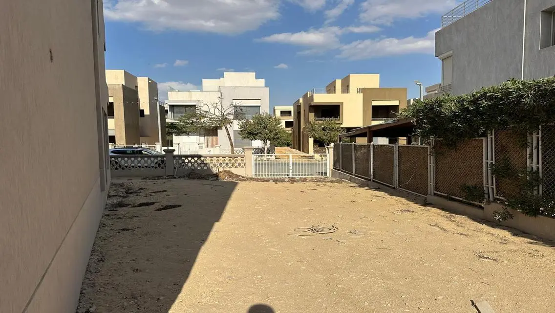 Investment Opportunity in Luxurious Property
