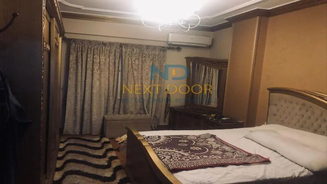شقة فاخرة مع غرفة خادمة وإطلالة مميزة