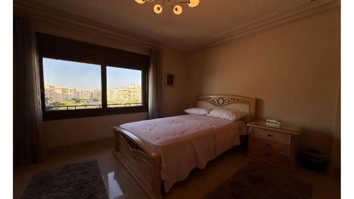Luxury 3-Bedroom Apartment in CB 7928