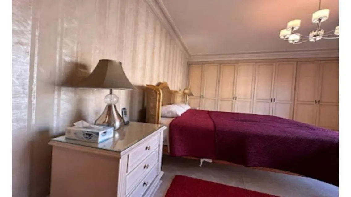 Luxury 3-Bedroom Apartment in CB 7928