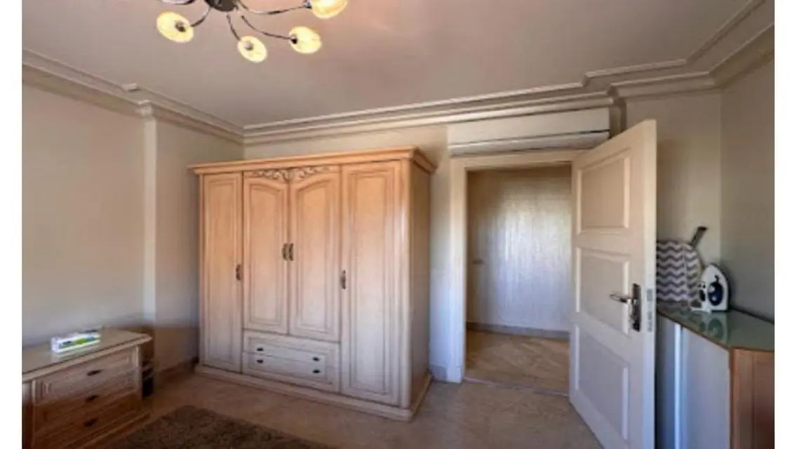 Luxury 3-Bedroom Apartment in CB 7928