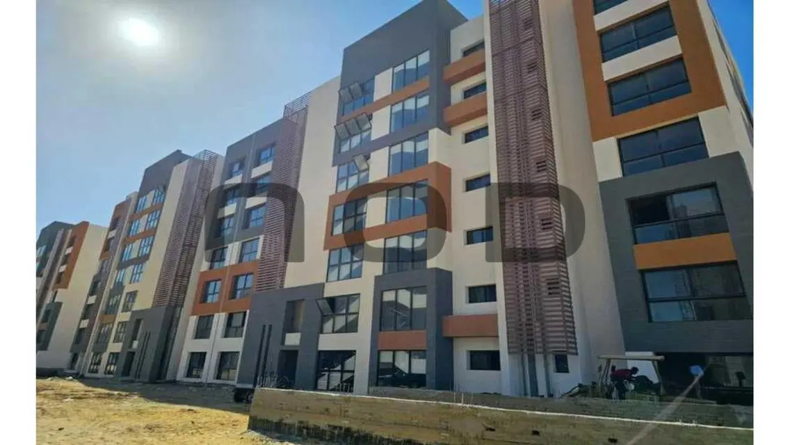 وحدة 2A0503-04 في مول وسط المدينة