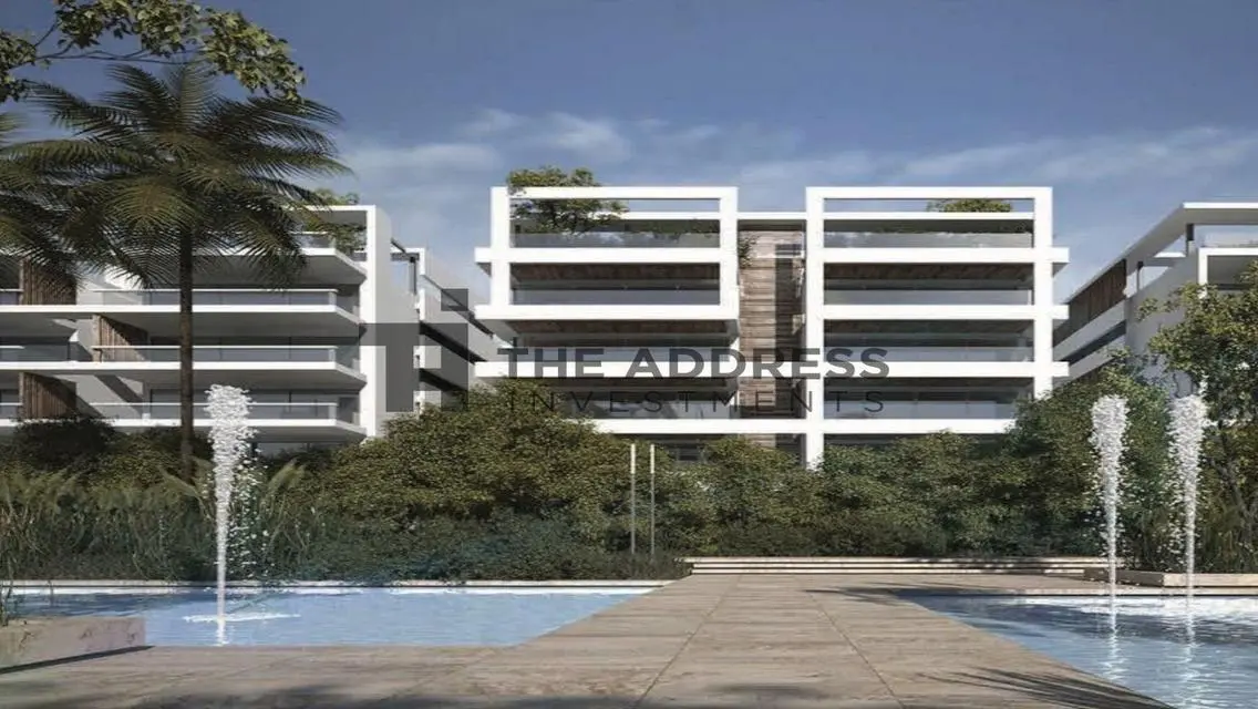 Luxury Villa with Modern Decor and Spacious Layout