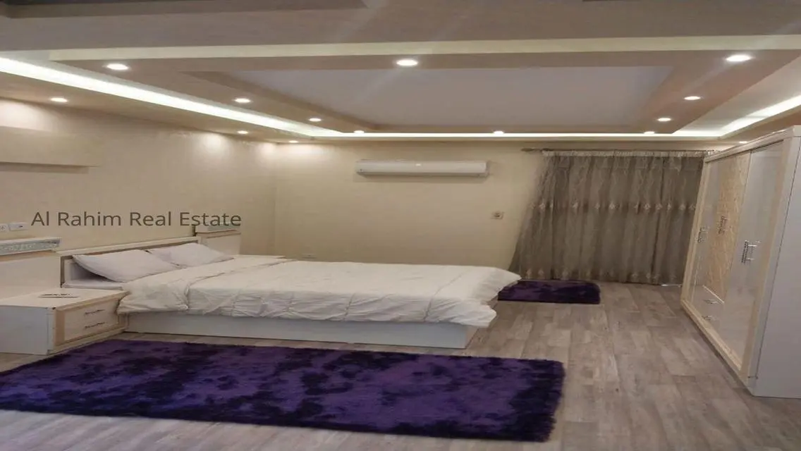 Luxurious Villa Located in the Heart of the City