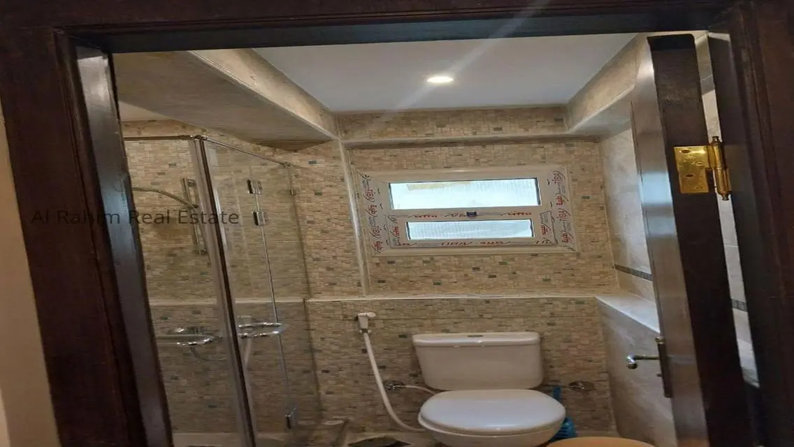 Luxurious Villa Located in the Heart of the City