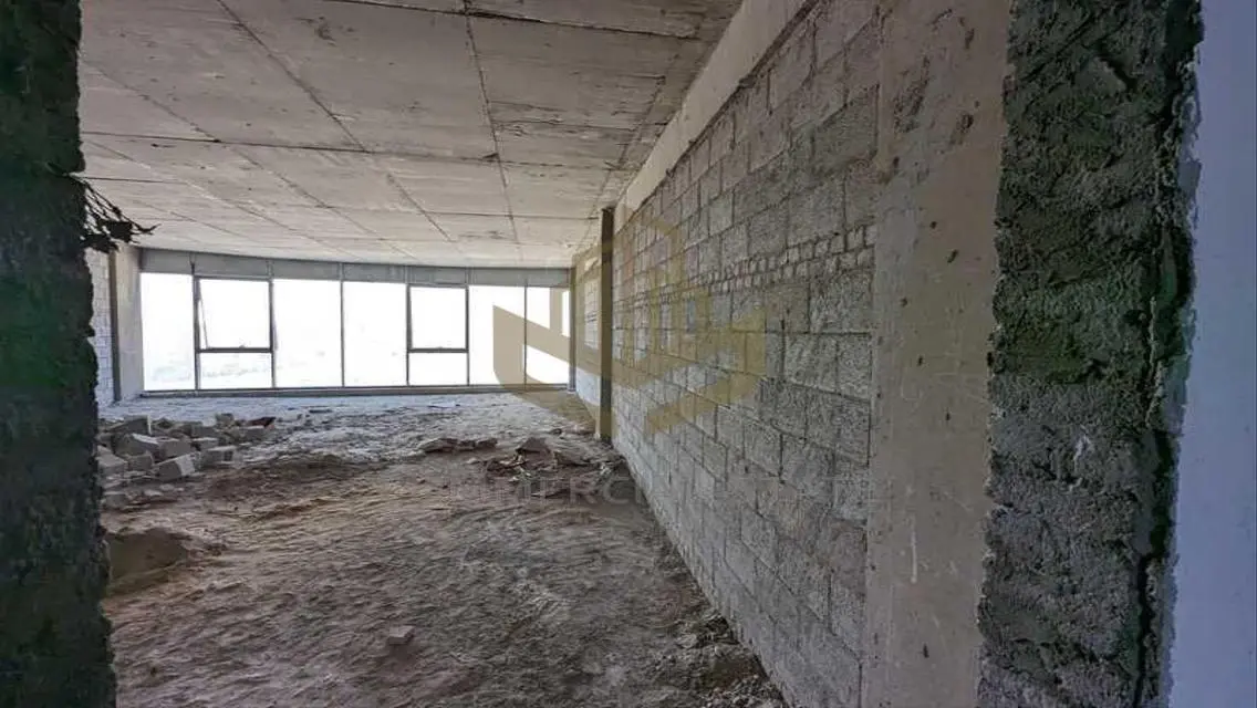 Commercial Space for Rent in State 8