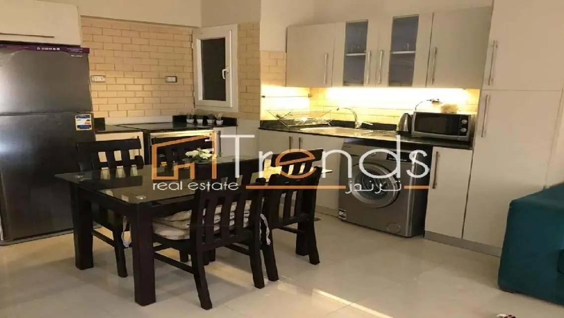 Luxury Villa for Sale at 9,500,000 EGP with Garden and Balcony
