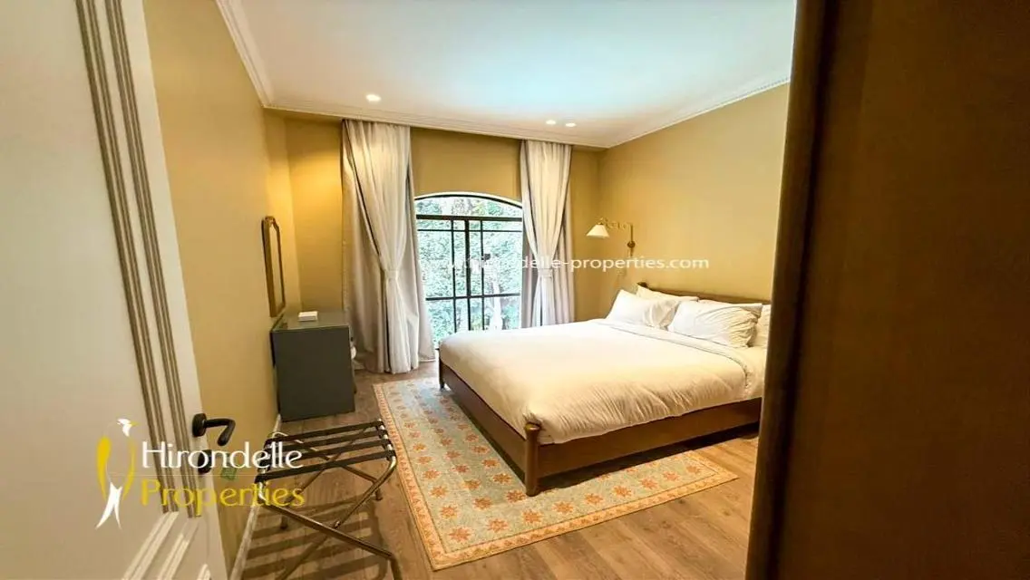 Luxury Villa for Sale with Prime Features