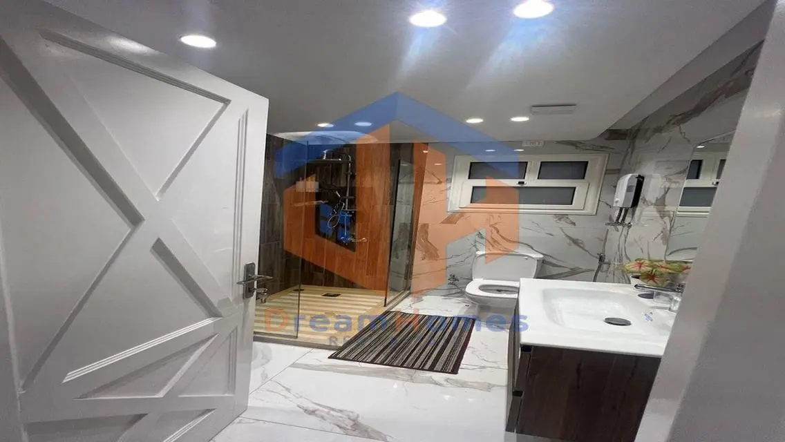 Apartment for Sale in Abdelzahir - 3 Bedrooms