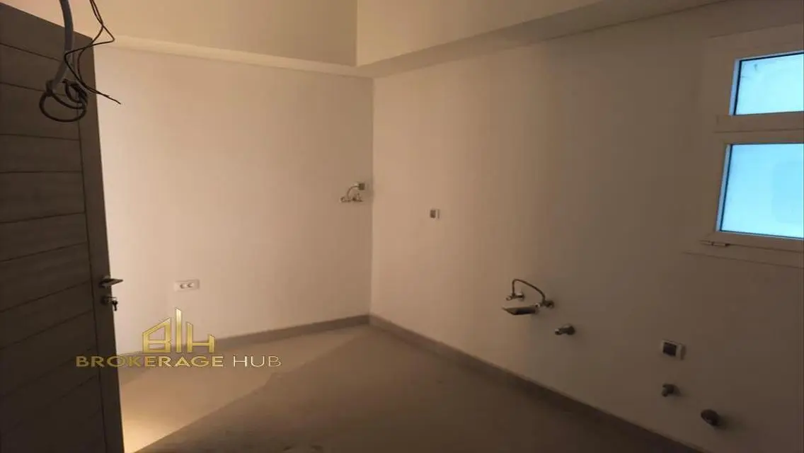 Luxury Apartment in Mina Mivida - 191 SQM