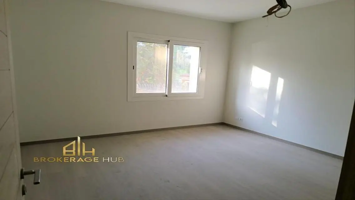 Luxury Apartment in Mina Mivida - 191 SQM