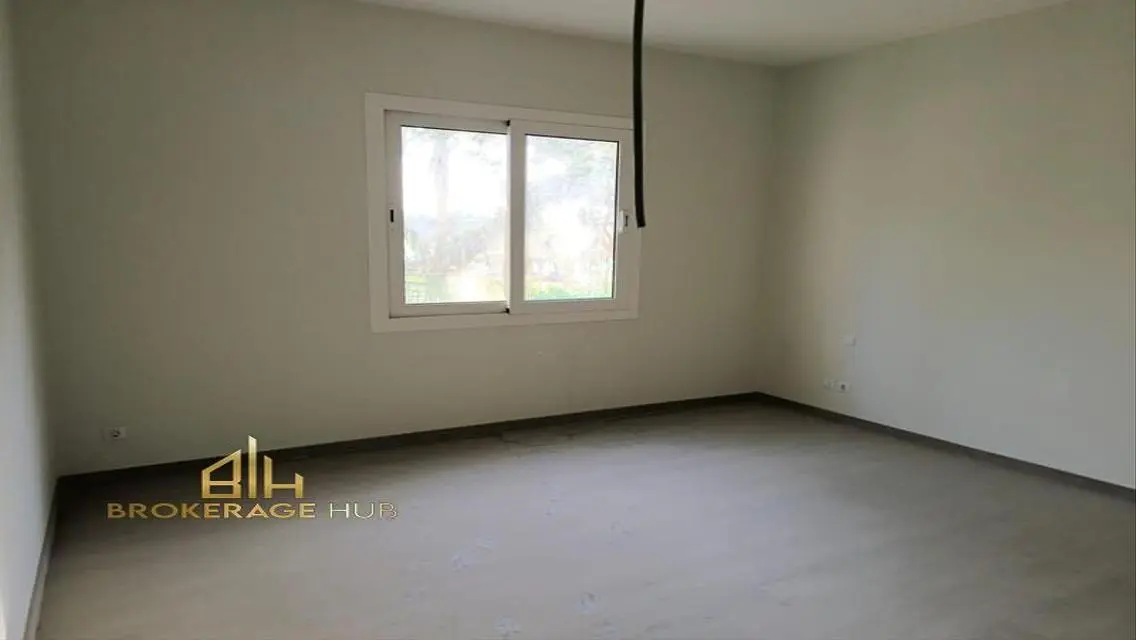 Luxury Apartment in Mina Mivida - 191 SQM