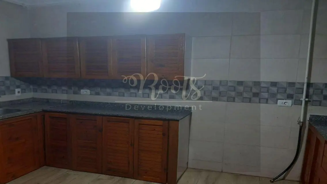 Stunning 196 sqm Apartment with Private Balcony